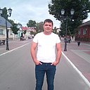 Знакомства: Антон, 32 года, Бобров