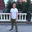Знакомства: Илья, 31 год, Москва