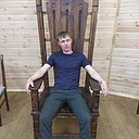 Знакомства: Макс, 37 лет, Магадан