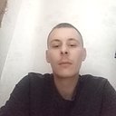 Знакомства: Хз, 32 года, Магадан