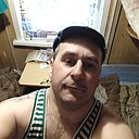 Знакомства: Руслан, 44 года, Крымск