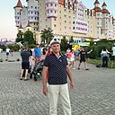 Знакомства: Олег, 64 года, Санкт-Петербург